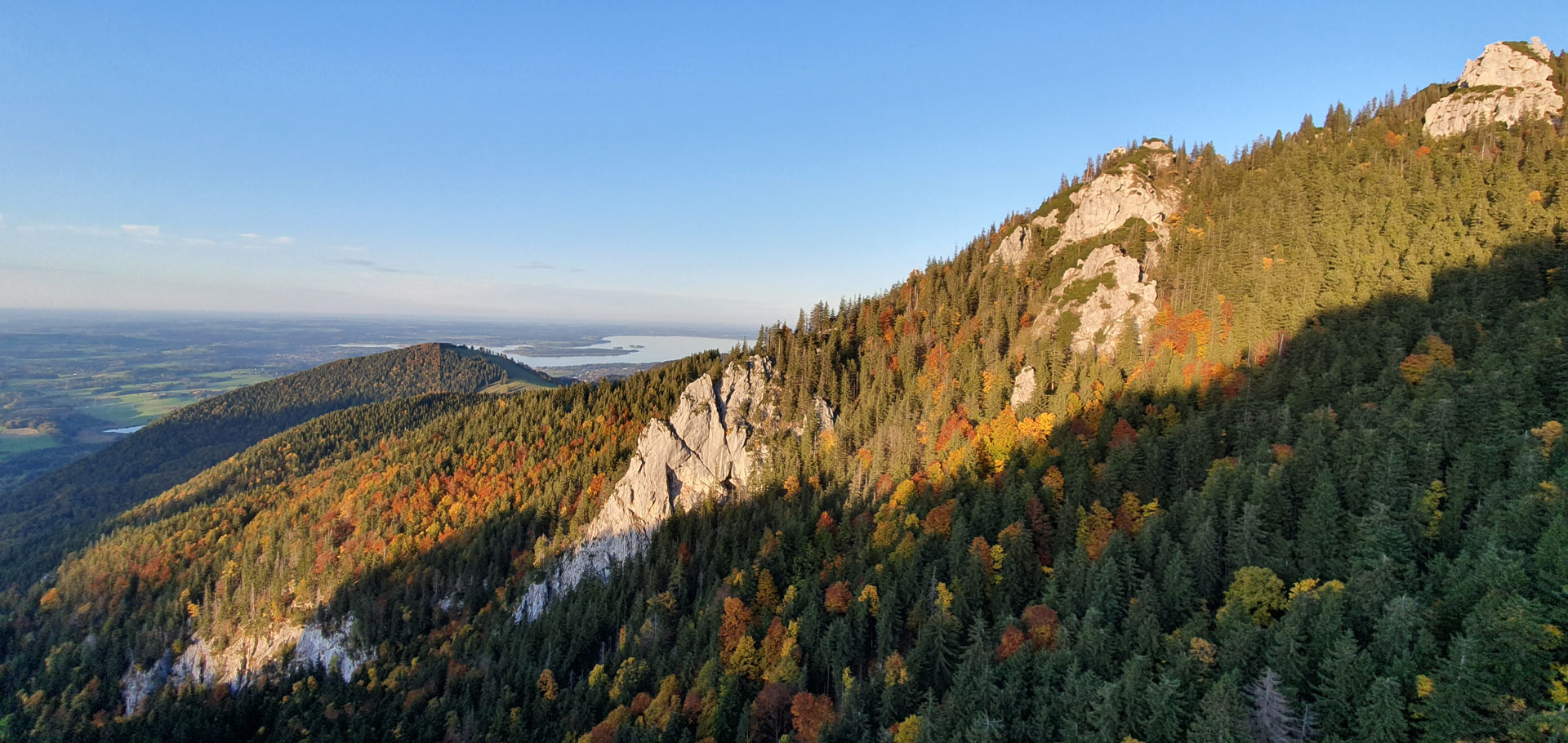 Kampenwandbahn im Herbst