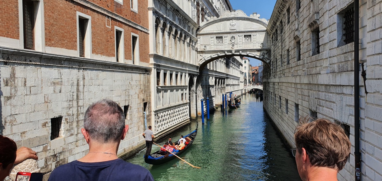 Ponte dei Sospiri, Seufzerbrücke