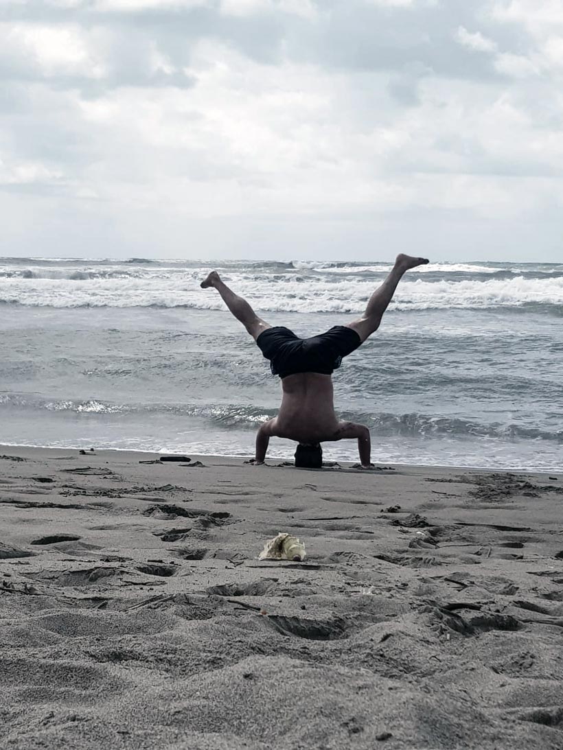 Lido Vecchiano Kopfstand