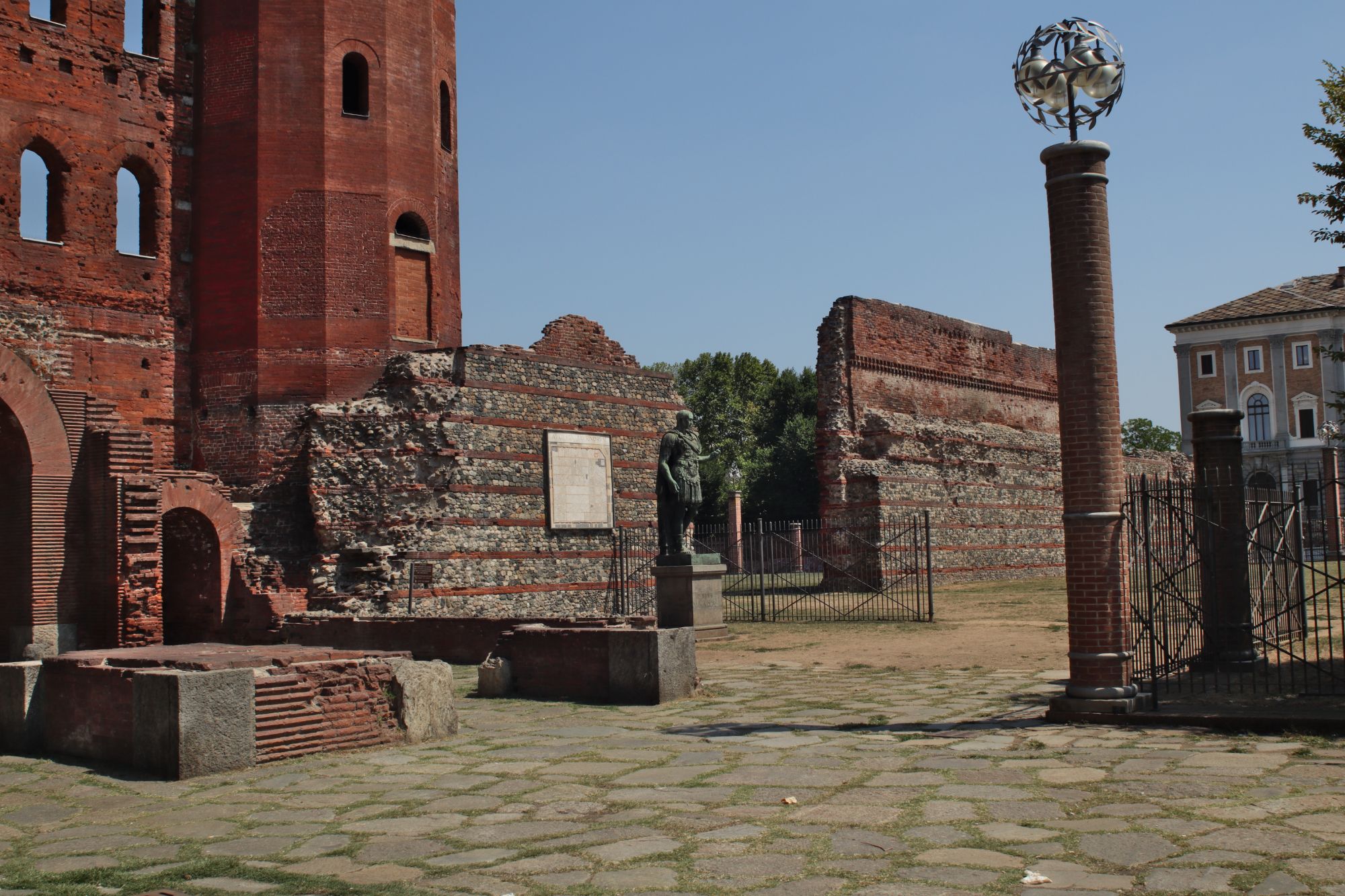 Porta Palatina