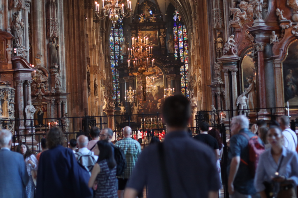 Stephansdom  drinnen