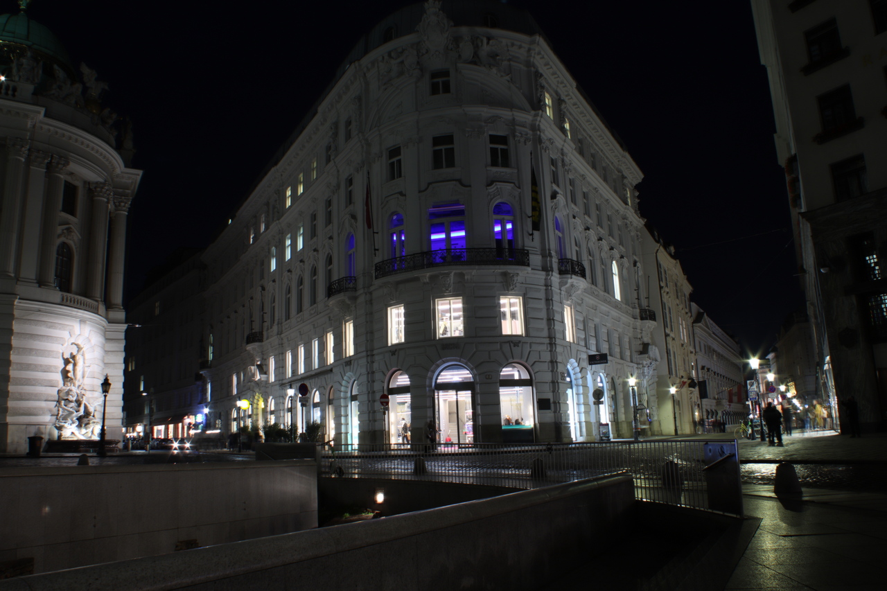 Café Griensteidl bei Nacht