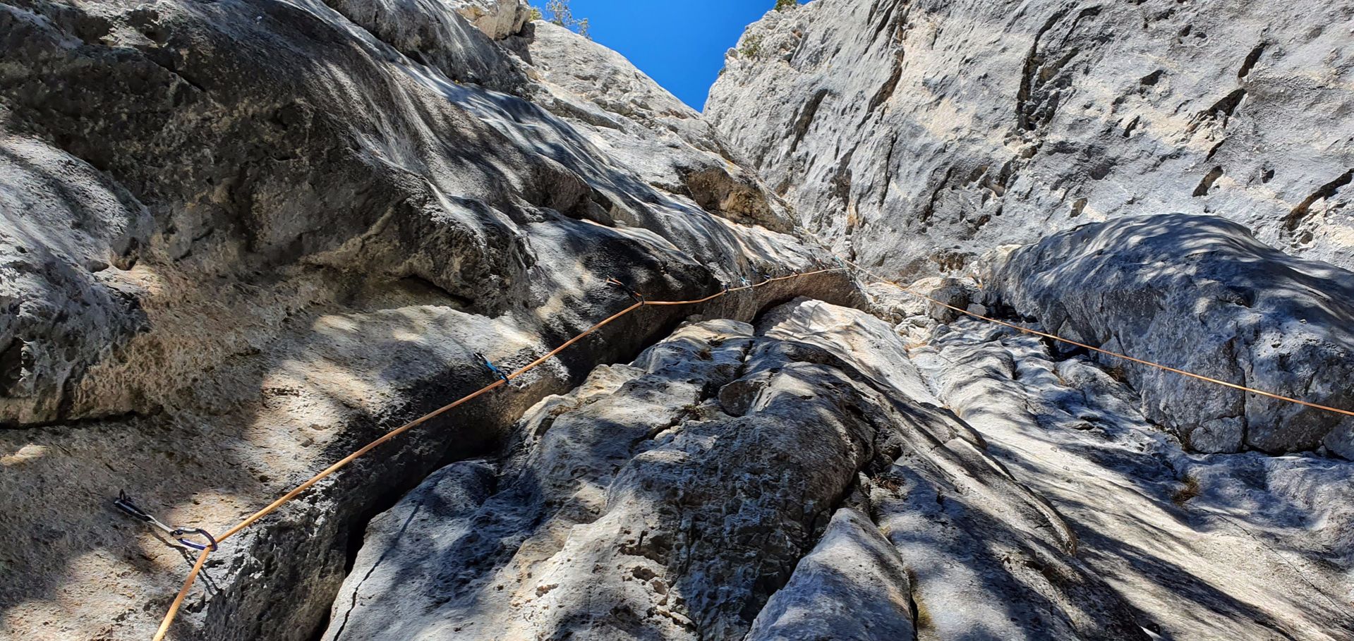 Wandern und Klettern Daffensteine Riss